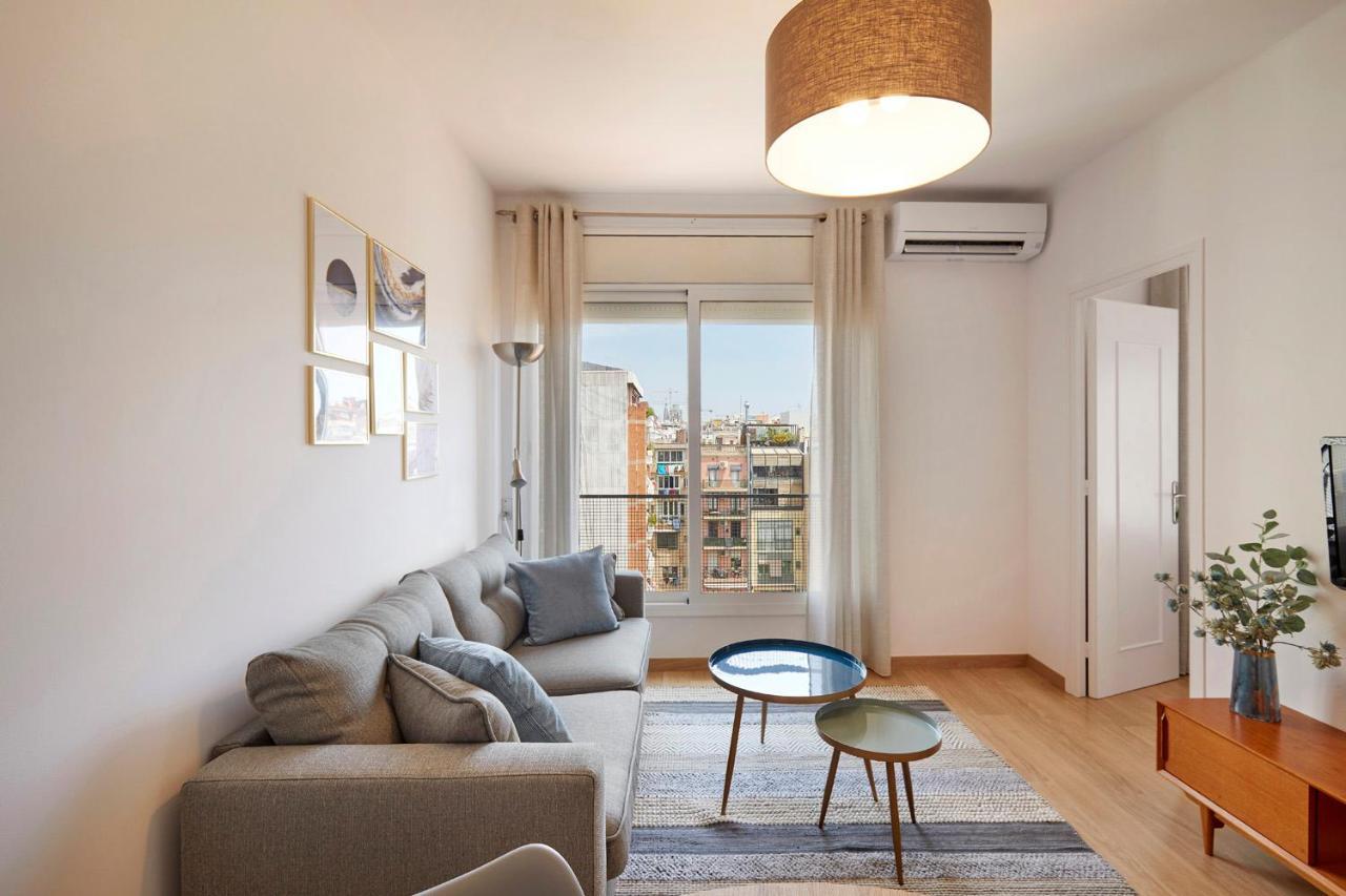 Fisa Rentals Aribau Barcelona Eksteriør billede